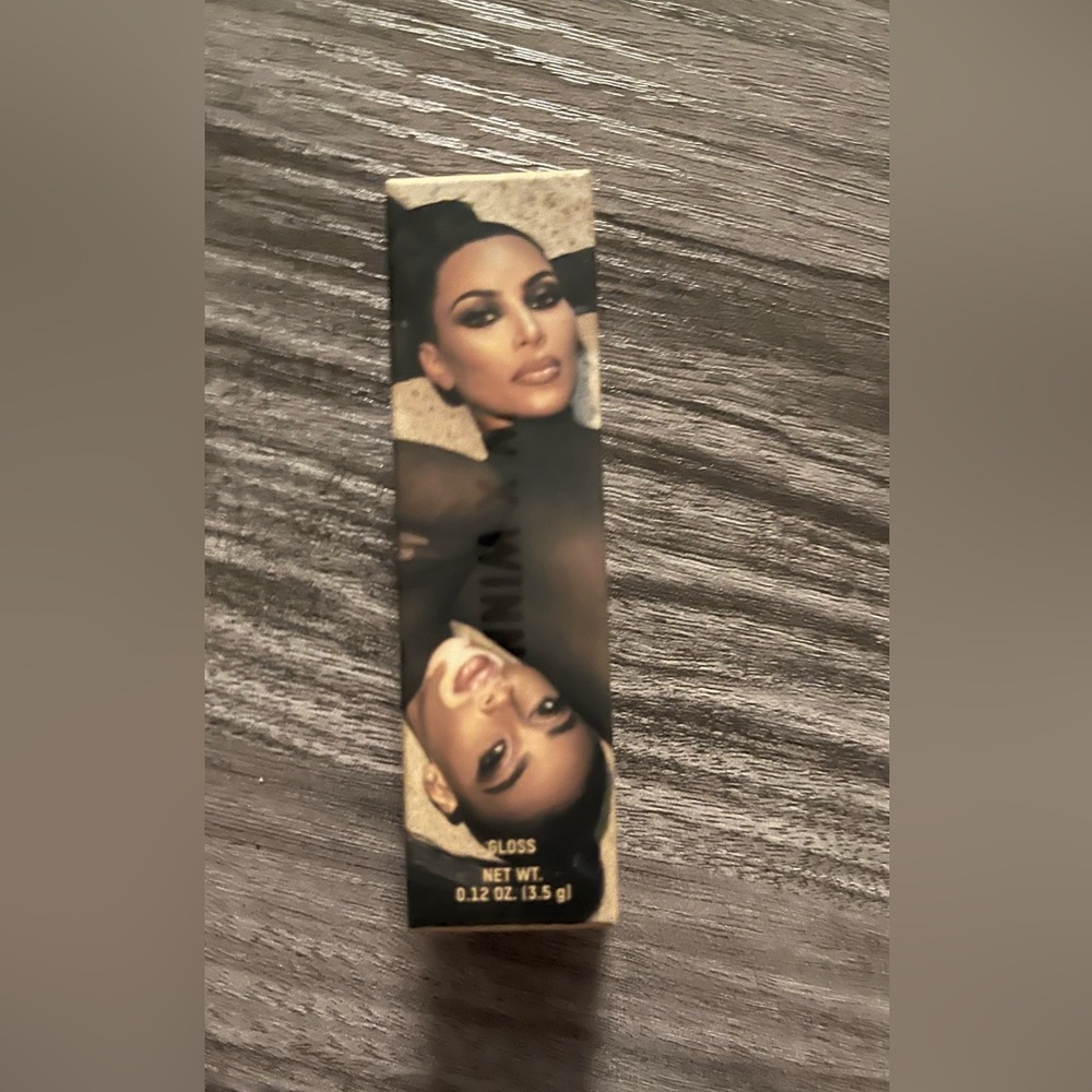 KKW x Winnie color Aura lipgloss